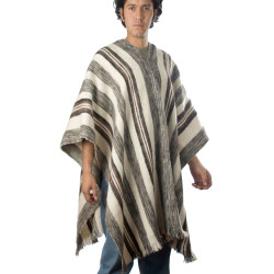 Ponchos and ruanas for women in alpaca from Bolivia